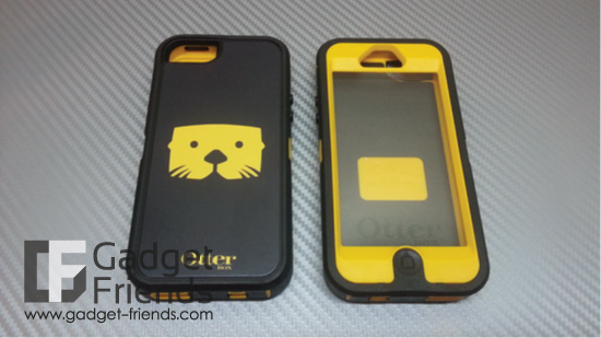 Otterbox iPhone 5 Defender Otter Character Sereis เคสมือถือ เคส iPhone5 สุดแจ่มมาพร้อมกับ Grip และลวดลายแมวน้ำตามแบบฉบับ Otterbox เท่โดดเด่นพร้อมการปกป้องสูงสุด 3 ชั้น สะดวกพกพาไปทุกที่